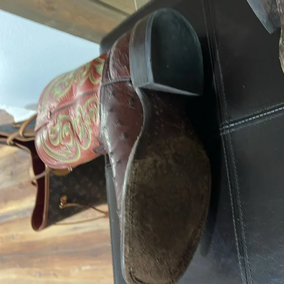 Genuine American Lucchesse I’m gonna put these on PoshmarkBoots - Picture 6 of 6